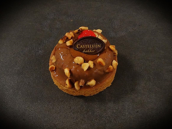 Caramel hazelnoot gebak